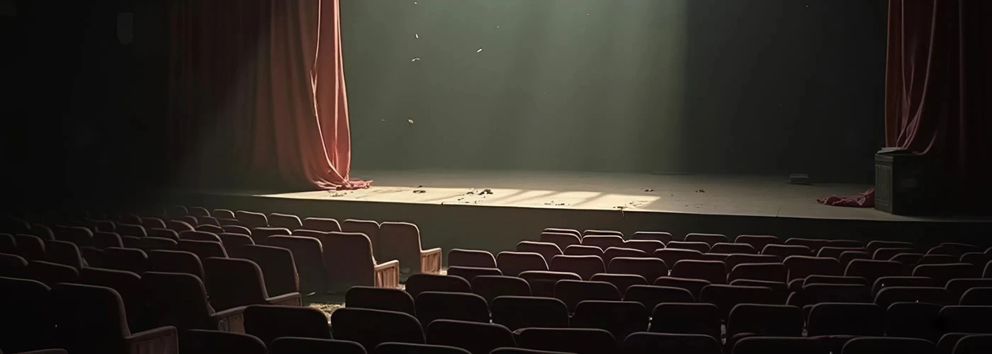 Постер Волшебный мир кулис в Москве